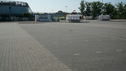 Parkplatz ohne Grün